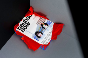 Cover des Magazins bauhaus now für das Jubiläum 100 jahre bauhaus