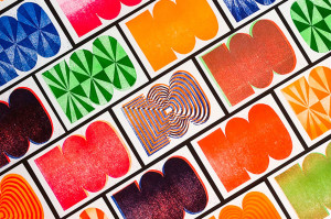 Jubiläumskarten gedruckt mit dem Boston-Tiegel für das Jubiläum 100 jahre bauhaus der Bauhaus Kooperation Berlin Dessau Weimar