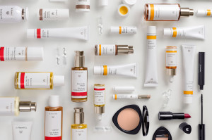 Dr. Hauschka Verpackung und Produktsortiment in der Übersicht